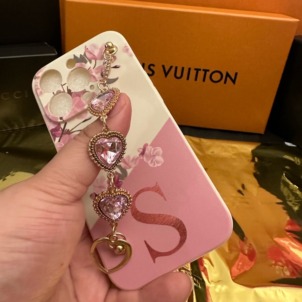 NEW white/pink IPhone 14 pro phone case - Picture 3 of 3